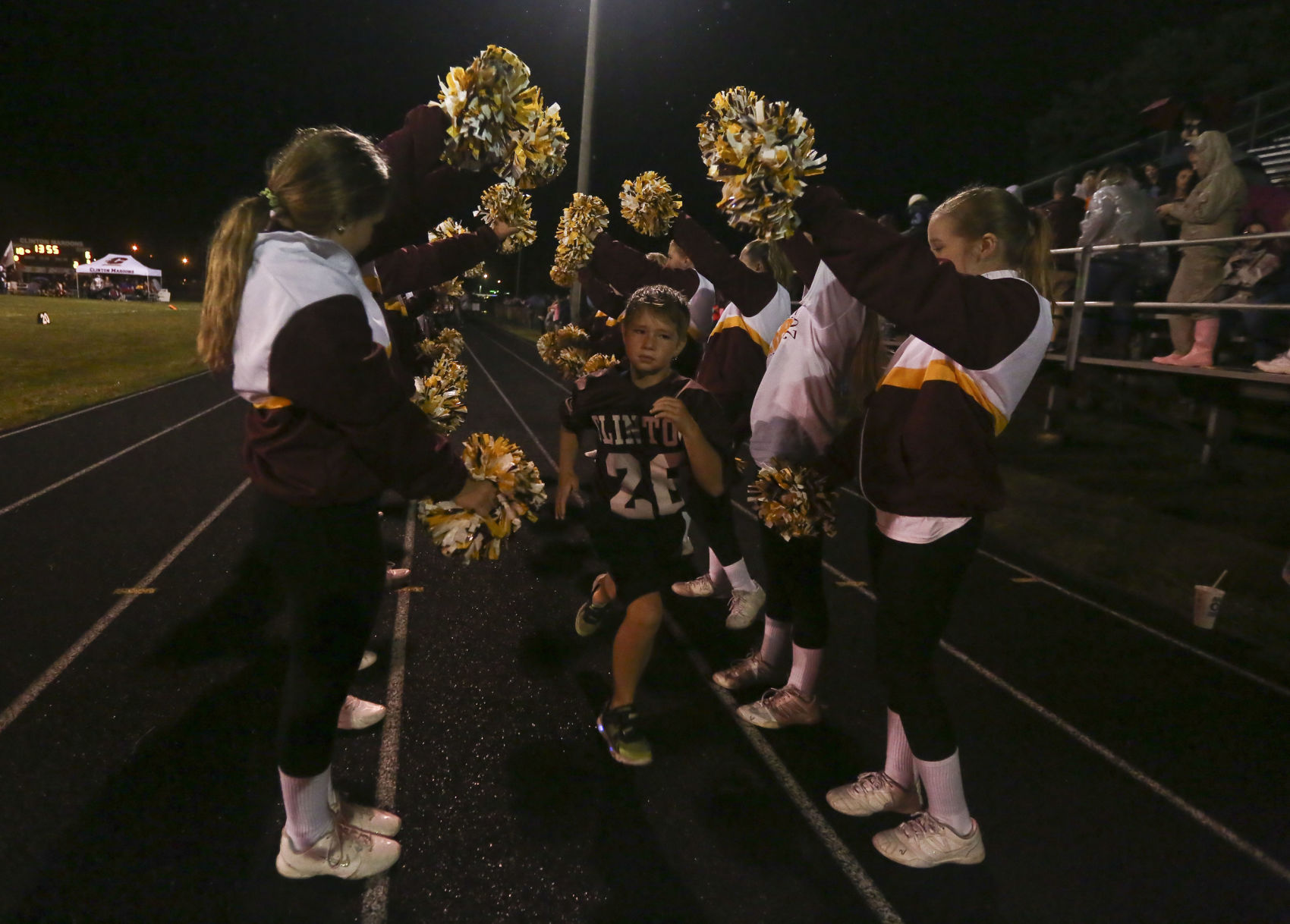Shelbyville Clinton decgal 40 09.07.18.JPG